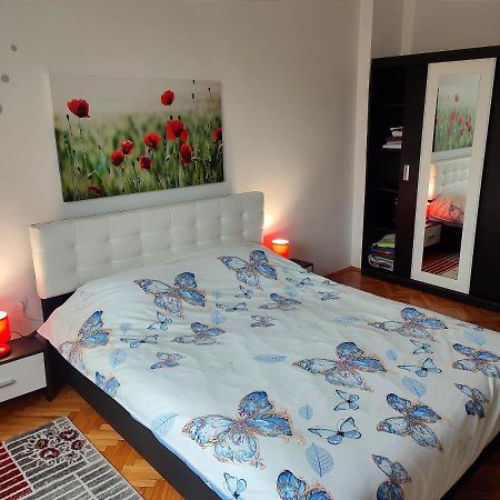 Lovely 1 Bedroom Apartment In City Centre, Sleeps 4 ! توردا المظهر الخارجي الصورة