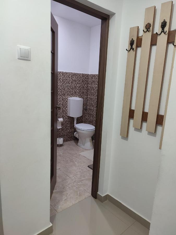 Lovely 1 Bedroom Apartment In City Centre, Sleeps 4 ! توردا المظهر الخارجي الصورة