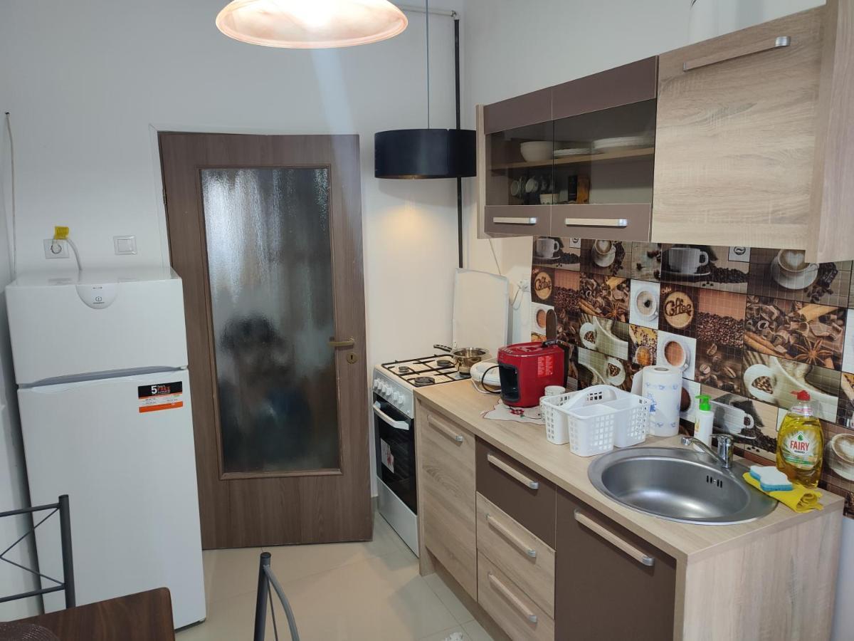 Lovely 1 Bedroom Apartment In City Centre, Sleeps 4 ! توردا المظهر الخارجي الصورة