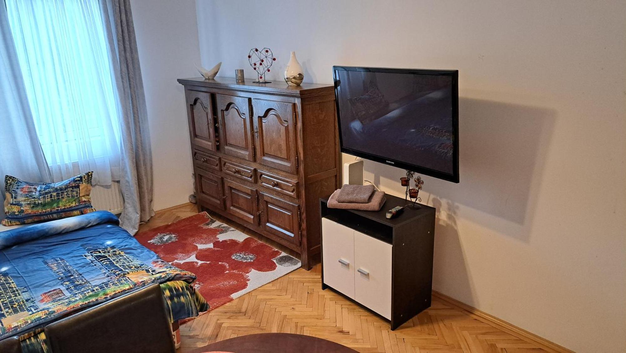 Lovely 1 Bedroom Apartment In City Centre, Sleeps 4 ! توردا المظهر الخارجي الصورة